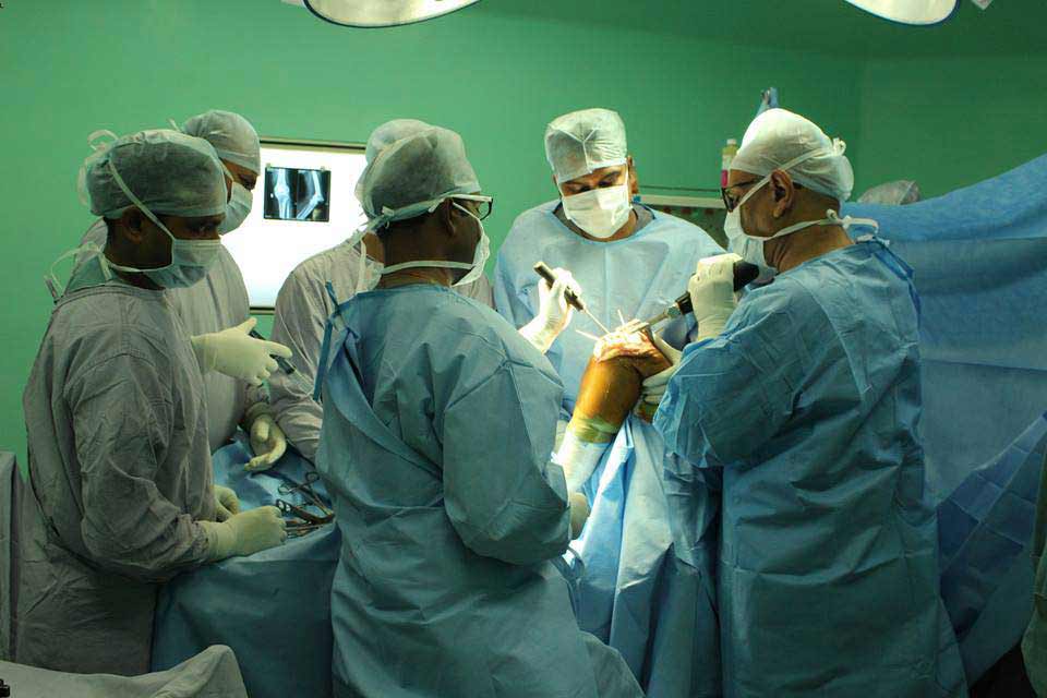 Get Online Consultation Dr. Arvinder Singh Soin Liver Transplant Surgeon With Email Id, Medanta Hospital Gurugram, Haryana, India