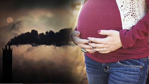 Air pollution tied to higher risk of preterm birth for moms with asthma